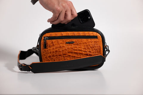 Crossbody BLACK AND ORANGE CROC
